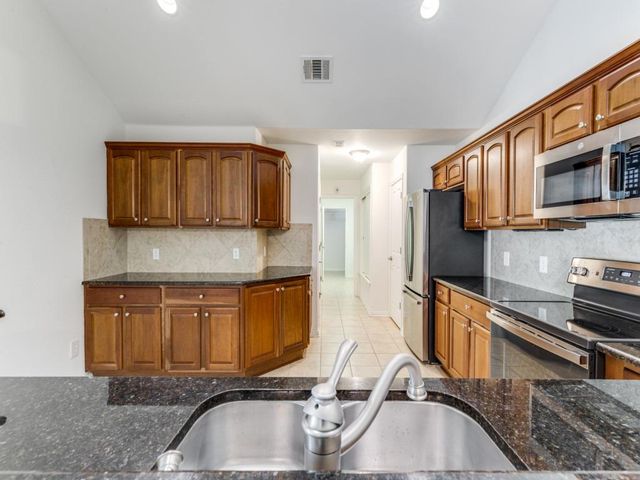 30 Wildwood DR 174, Georgetown, TX 78633