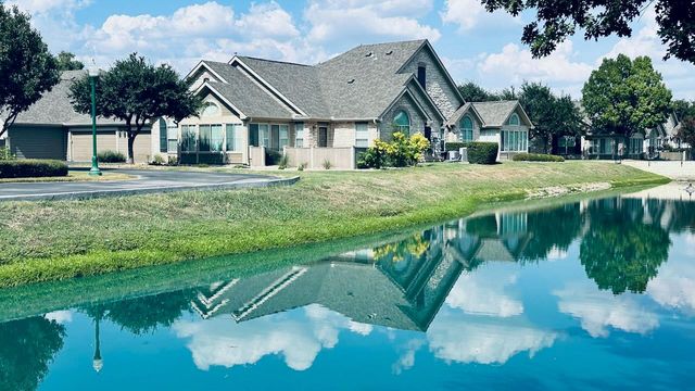 30 Wildwood DR 174, Georgetown, TX 78633