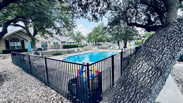 30 Wildwood DR 174, Georgetown, TX 78633