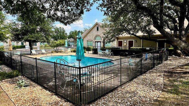 30 Wildwood DR 174, Georgetown, TX 78633