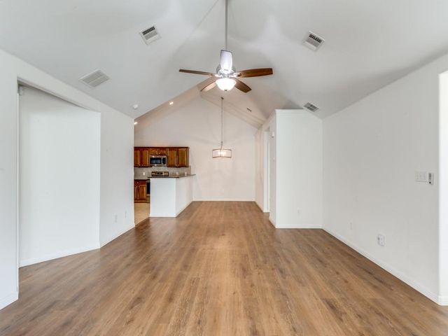 30 Wildwood DR 174, Georgetown, TX 78633