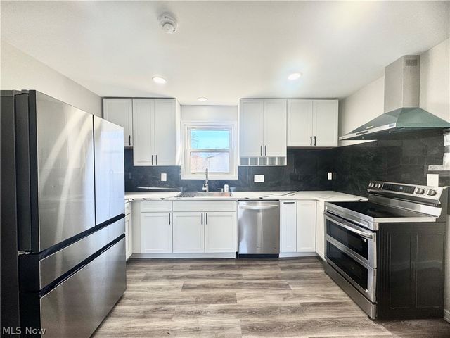 1536 Maine Avenue, Lorain, OH 44052
