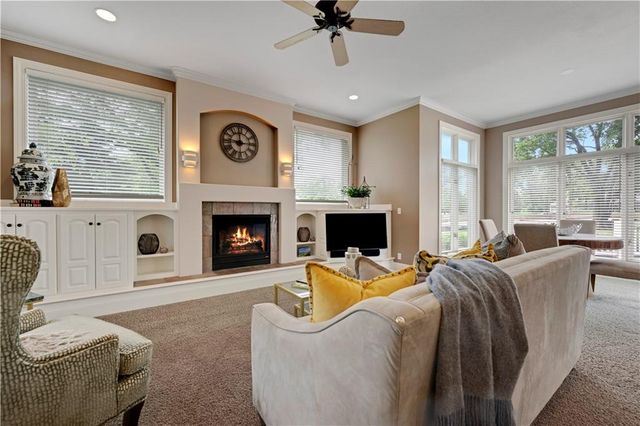 16890 Meadow Lane, Loch Lloyd, MO 64012