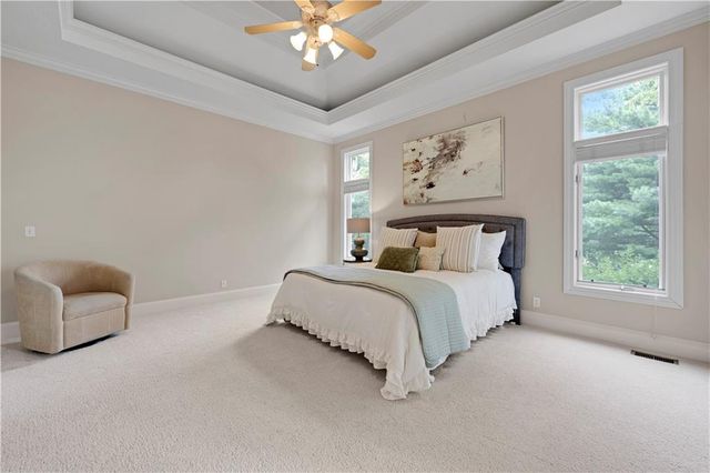 16890 Meadow Lane, Loch Lloyd, MO 64012