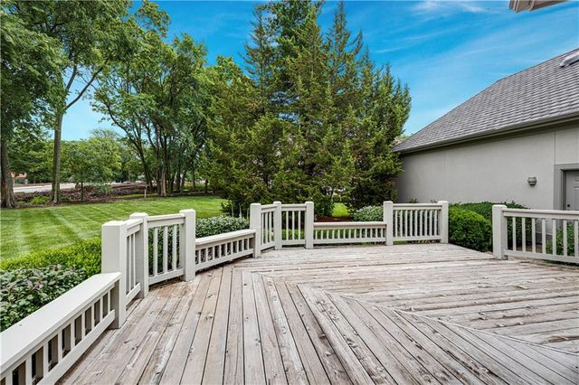 16890 Meadow Lane, Loch Lloyd, MO 64012