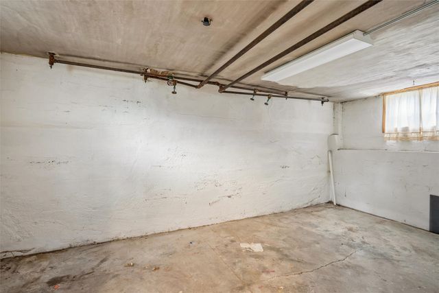 1507 Walnut Street, Dallas Center, IA 50063