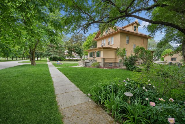 1507 Walnut Street, Dallas Center, IA 50063