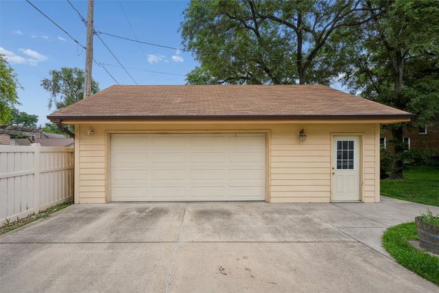 1507 Walnut Street, Dallas Center, IA 50063