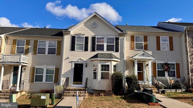 45 LITCHFIELD LN E, Martinsburg, WV 25404