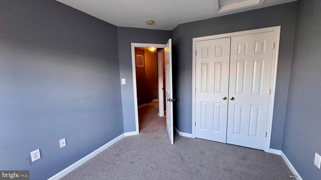 45 LITCHFIELD LN E, Martinsburg, WV 25404