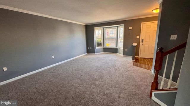 45 LITCHFIELD LN E, Martinsburg, WV 25404