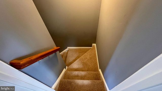 45 LITCHFIELD LN E, Martinsburg, WV 25404