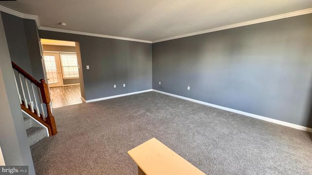 45 LITCHFIELD LN E, Martinsburg, WV 25404