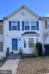 45 LITCHFIELD LN E, Martinsburg, WV 25404