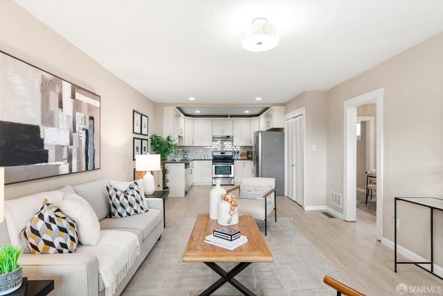 1354 Palou Avenue, San Francisco, CA 94124