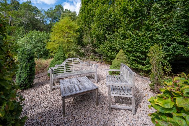 575 Leetes Island Road, Guilford, CT 06437