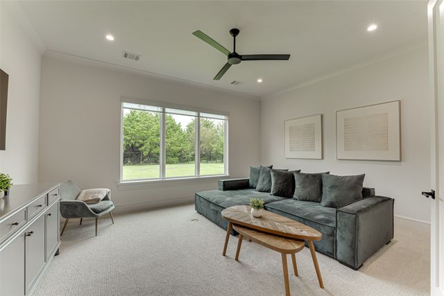 121 Sawgrass Drive, Heath, TX 75032