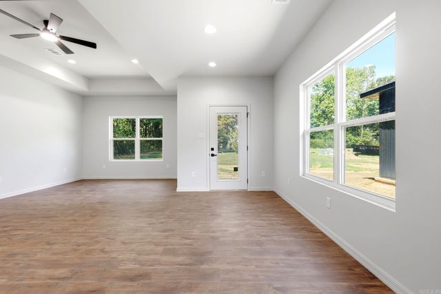40 Whipporwill, Ward, AR 72176