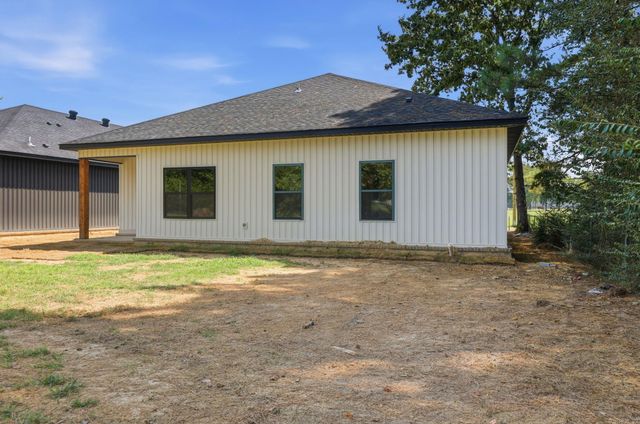 40 Whipporwill, Ward, AR 72176