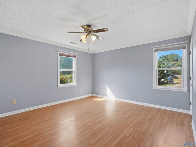 308 N Oxford Circle NW, Meridianville, AL 35759