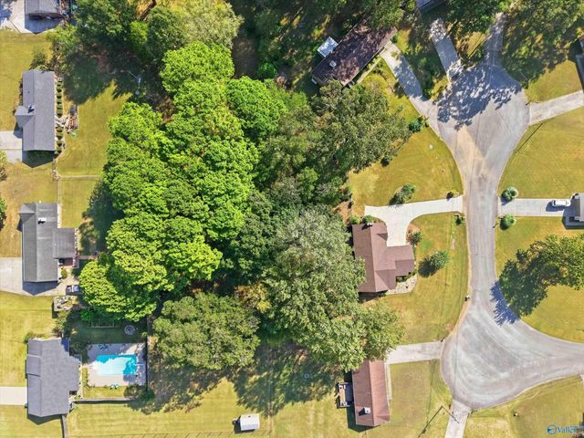 308 N Oxford Circle NW, Meridianville, AL 35759