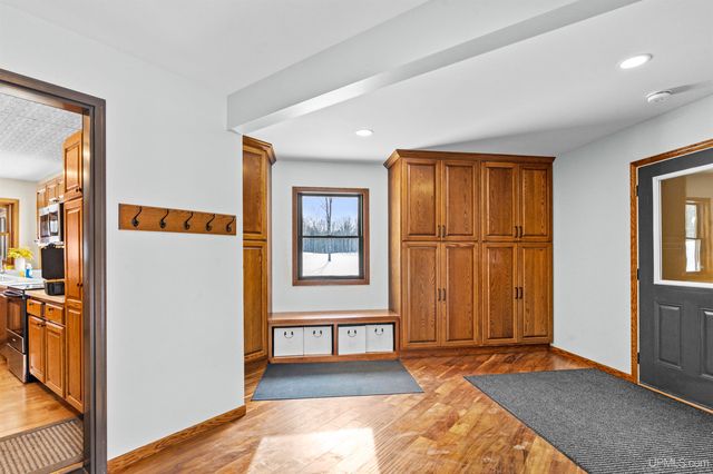 47212 Main Street, Houghton, MI 49931