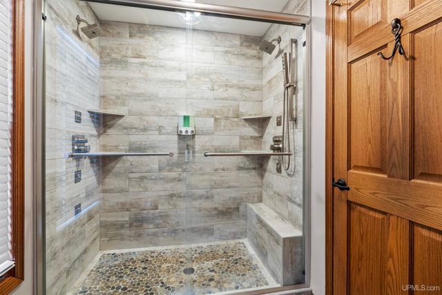 47212 Main Street, Houghton, MI 49931