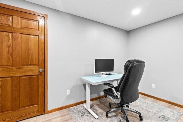 47212 Main Street, Houghton, MI 49931