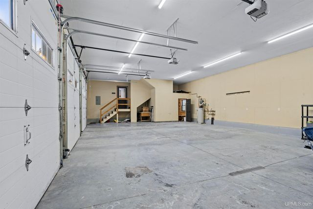 47212 Main Street, Houghton, MI 49931