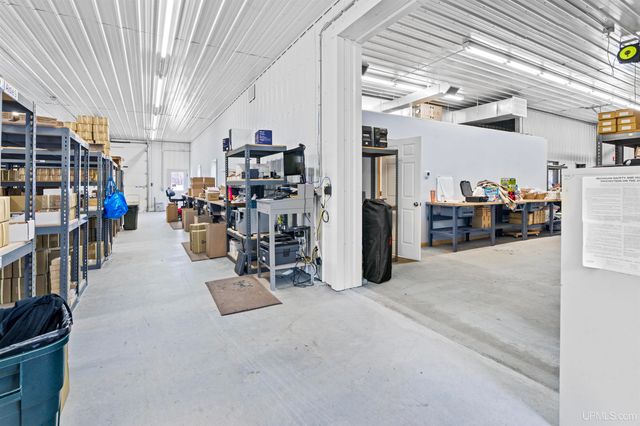 47212 Main Street, Houghton, MI 49931