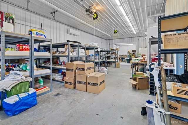 47212 Main Street, Houghton, MI 49931