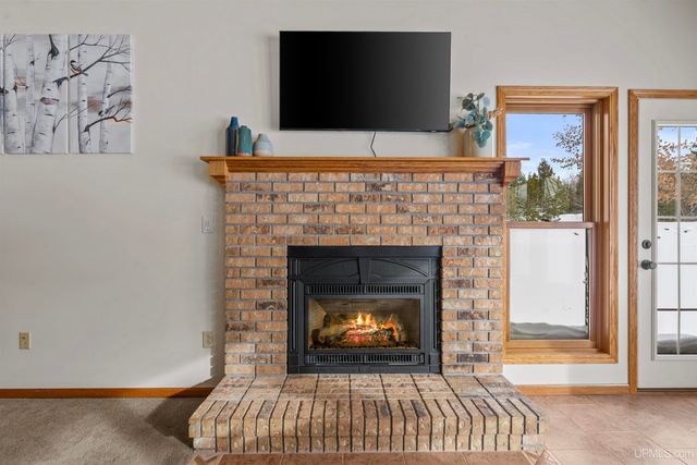 47212 Main Street, Houghton, MI 49931