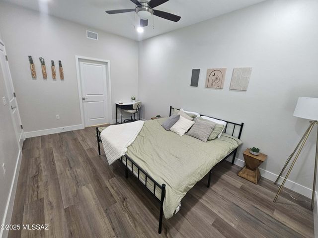 2020 E River Rd Unit 102, Tucson, AZ 85718