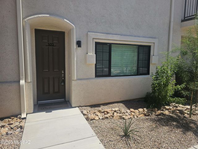 2020 E River Rd Unit 102, Tucson, AZ 85718