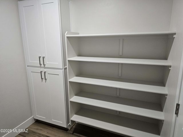 2020 E River Rd Unit 102, Tucson, AZ 85718