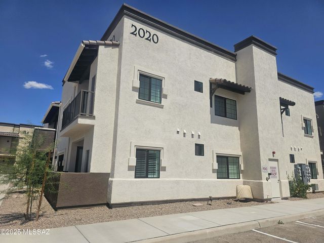2020 E River Rd Unit 102, Tucson, AZ 85718