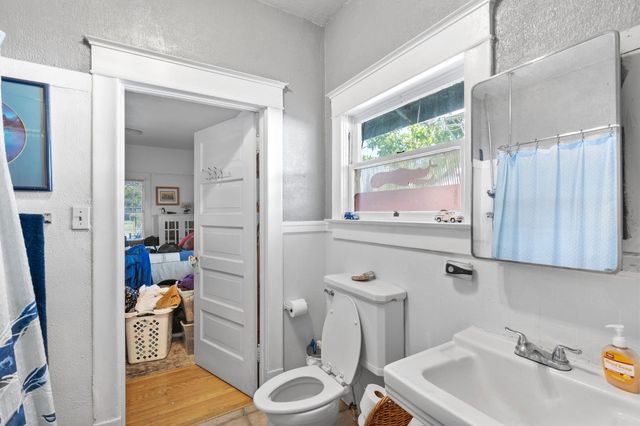 224 Pleasant St, Roseville, CA 95678