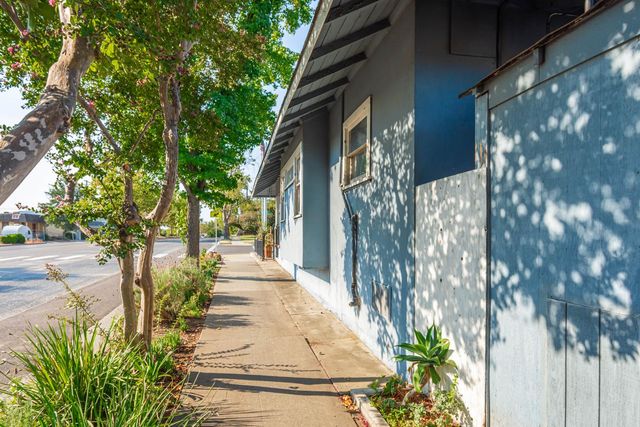 224 Pleasant St, Roseville, CA 95678