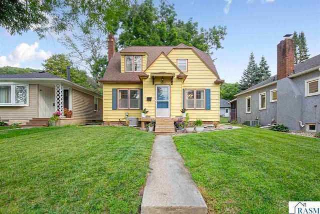 1337 N 5th Street, Mankato, MN 56001