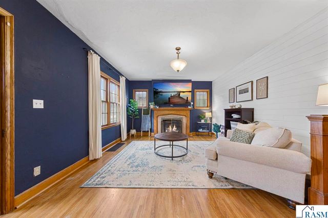 1337 N 5th Street, Mankato, MN 56001