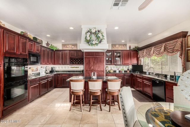 25223 N 73rd Lane, Peoria, AZ 85383