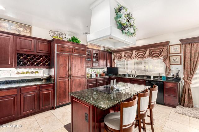 25223 N 73rd Lane, Peoria, AZ 85383