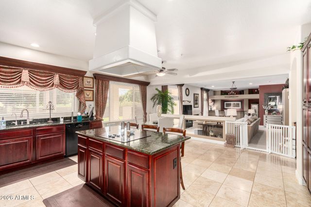 25223 N 73rd Lane, Peoria, AZ 85383