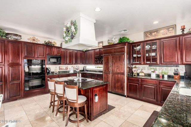 25223 N 73rd Lane, Peoria, AZ 85383