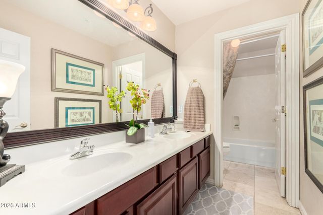 25223 N 73rd Lane, Peoria, AZ 85383