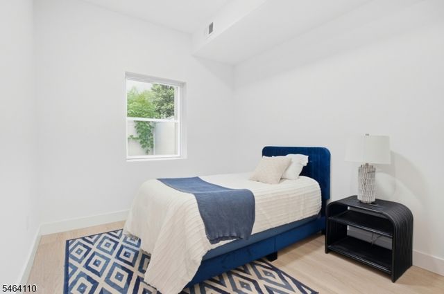 643 S 10Th St, Newark City, NJ 07108