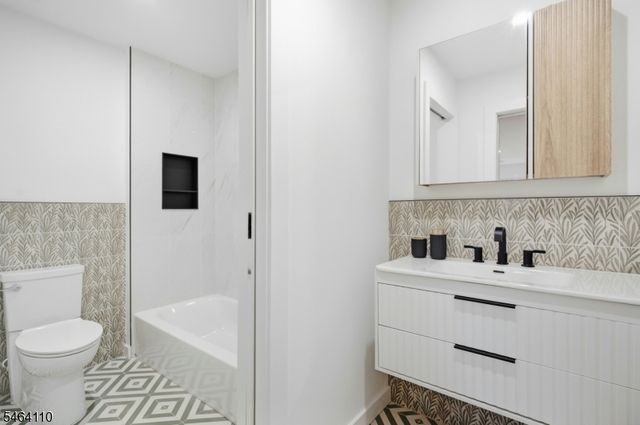 643 S 10Th St, Newark City, NJ 07108
