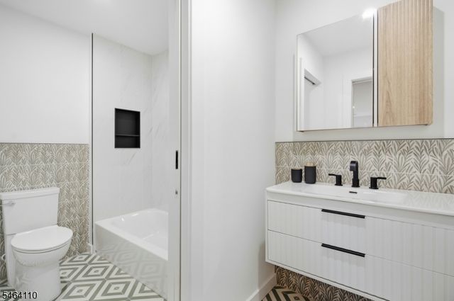 643 S 10Th St, Newark City, NJ 07108