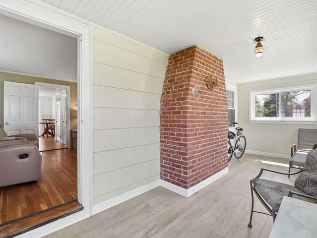 14 Delwood Rd, Chelmsford, MA 01824