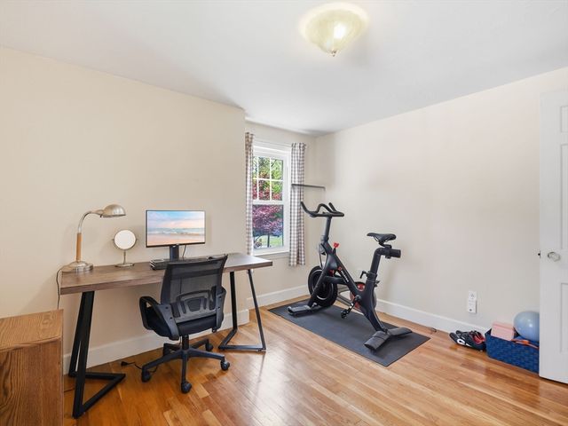 14 Delwood Rd, Chelmsford, MA 01824